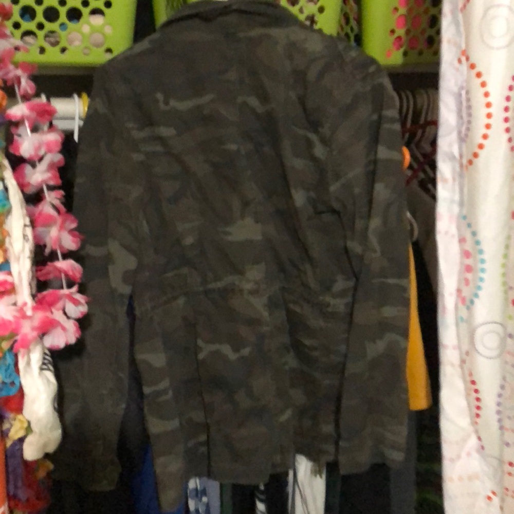 Cute jacket - Picture 2 of 2